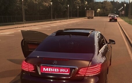 Mercedes-Benz E-Класс, 2014 год, 1 810 000 рублей, 14 фотография