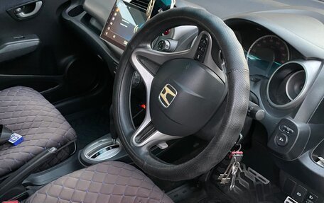 Honda Fit III, 2008 год, 700 000 рублей, 10 фотография