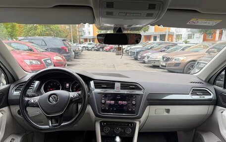 Volkswagen Tiguan II, 2018 год, 2 300 000 рублей, 16 фотография