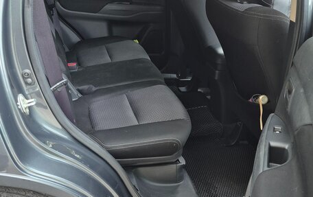 Mitsubishi Outlander III рестайлинг 3, 2016 год, 1 490 000 рублей, 13 фотография