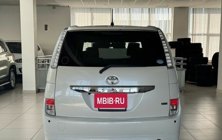 Toyota ISis I, 2017 год, 1 220 000 рублей, 5 фотография