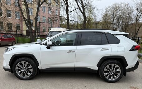 Toyota RAV4, 2019 год, 3 345 000 рублей, 8 фотография