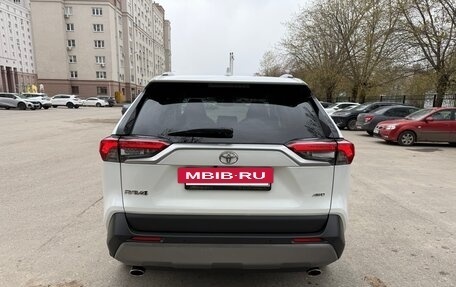 Toyota RAV4, 2019 год, 3 345 000 рублей, 7 фотография