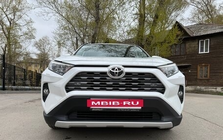 Toyota RAV4, 2019 год, 3 345 000 рублей, 17 фотография