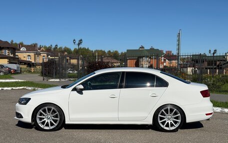 Volkswagen Jetta VI, 2014 год, 990 000 рублей, 3 фотография