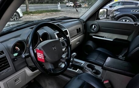 Dodge Nitro, 2007 год, 885 000 рублей, 4 фотография