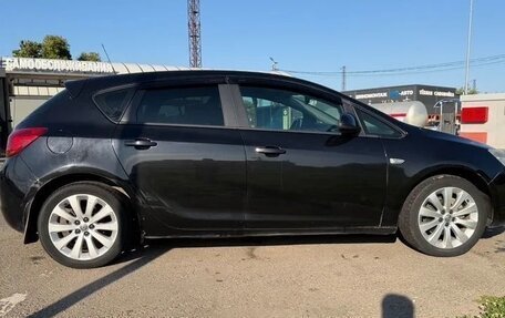 Opel Astra J, 2010 год, 750 000 рублей, 6 фотография