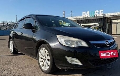 Opel Astra J, 2010 год, 750 000 рублей, 3 фотография