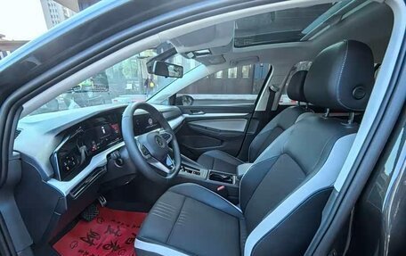 Volkswagen Golf VIII, 2023 год, 1 740 325 рублей, 8 фотография