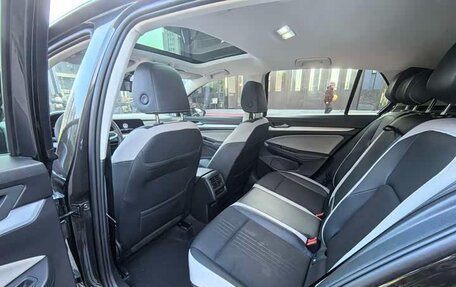 Volkswagen Golf VIII, 2023 год, 1 740 325 рублей, 11 фотография