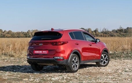 KIA Sportage IV рестайлинг, 2021 год, 2 500 000 рублей, 2 фотография
