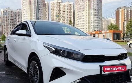 KIA Cerato IV, 2022 год, 2 100 000 рублей, 16 фотография