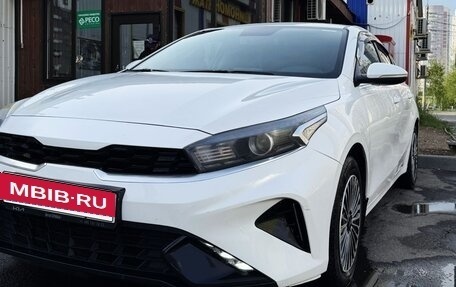 KIA Cerato IV, 2022 год, 2 100 000 рублей, 4 фотография