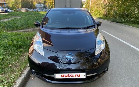 Nissan Leaf I, 2016 год, 1 000 000 рублей, 4 фотография
