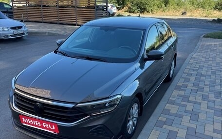 Volkswagen Polo VI (EU Market), 2021 год, 1 590 000 рублей, 1 фотография