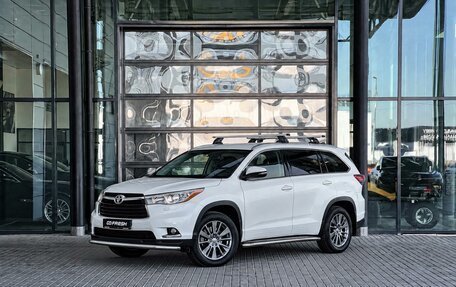 Toyota Highlander III, 2014 год, 2 690 000 рублей, 3 фотография