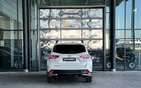 Toyota Highlander III, 2014 год, 2 690 000 рублей, 6 фотография
