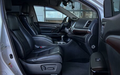 Toyota Highlander III, 2014 год, 2 690 000 рублей, 16 фотография