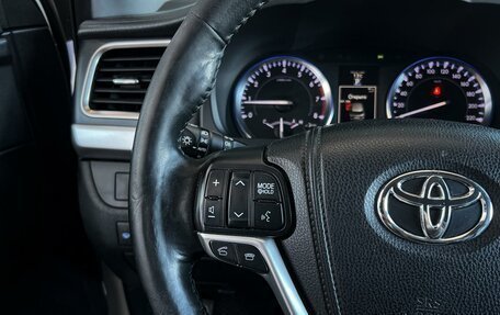 Toyota Highlander III, 2014 год, 2 690 000 рублей, 28 фотография