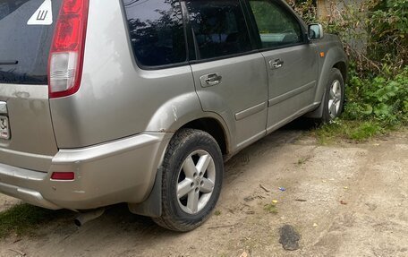 Nissan X-Trail, 2001 год, 300 000 рублей, 4 фотография