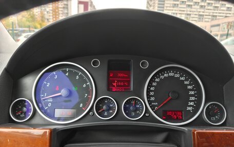 Volkswagen Touareg III, 2006 год, 899 000 рублей, 9 фотография