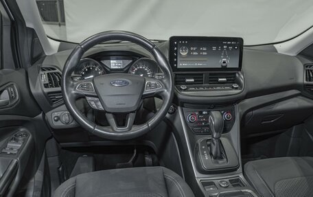 Ford Kuga III, 2017 год, 1 650 000 рублей, 11 фотография