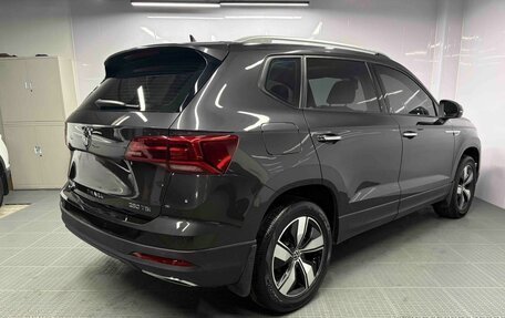 Volkswagen Tharu, 2023 год, 1 890 000 рублей, 6 фотография