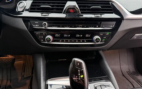 BMW 5 серия, 2019 год, 2 200 000 рублей, 7 фотография