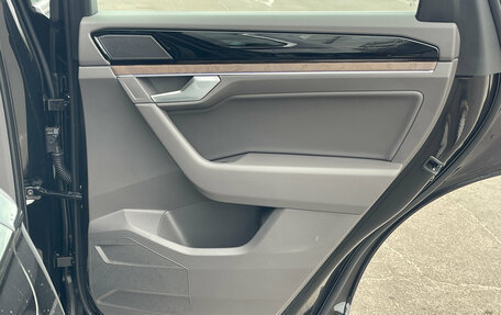 Volkswagen Touareg III, 2025 год, 7 000 000 рублей, 17 фотография
