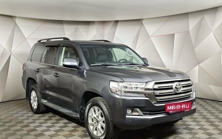 Toyota Land Cruiser 200, 2018 год, 6 200 000 рублей, 3 фотография