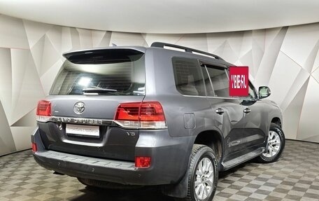 Toyota Land Cruiser 200, 2018 год, 6 200 000 рублей, 2 фотография