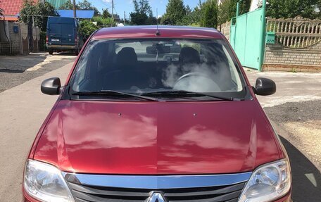 Renault Logan I, 2011 год, 835 000 рублей, 2 фотография