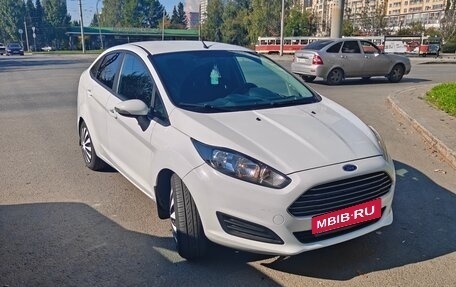 Ford Fiesta, 2016 год, 730 000 рублей, 4 фотография
