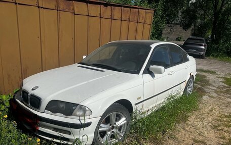 BMW 3 серия, 2000 год, 280 000 рублей, 1 фотография