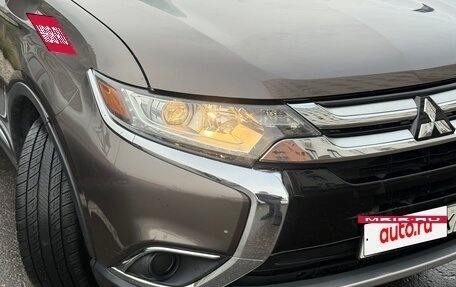 Mitsubishi Outlander III рестайлинг 3, 2017 год, 1 549 990 рублей, 4 фотография
