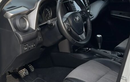 Toyota RAV4, 2016 год, 2 100 000 рублей, 9 фотография