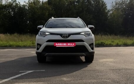 Toyota RAV4, 2016 год, 2 100 000 рублей, 3 фотография