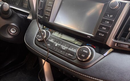 Toyota RAV4, 2016 год, 2 100 000 рублей, 15 фотография