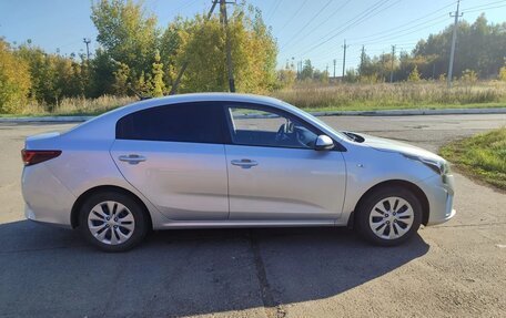KIA Rio IV, 2021 год, 1 850 000 рублей, 4 фотография
