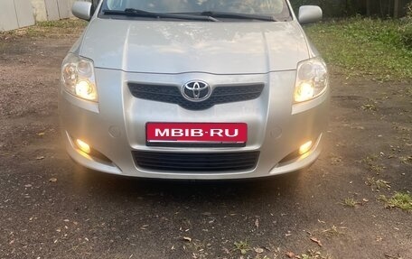 Toyota Auris II, 2007 год, 615 000 рублей, 1 фотография