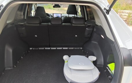 Toyota RAV4, 2025 год, 3 650 000 рублей, 10 фотография