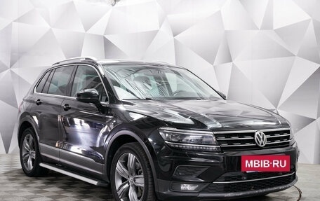 Volkswagen Tiguan II, 2018 год, 2 585 000 рублей, 7 фотография