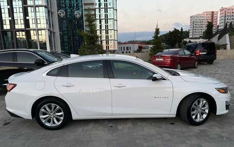 Chevrolet Malibu IX, 2019 год, 1 290 000 рублей, 3 фотография