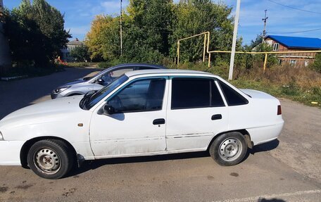 Daewoo Nexia I рестайлинг, 2010 год, 130 000 рублей, 3 фотография