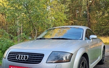Audi TT, 2002 год, 900 000 рублей, 2 фотография