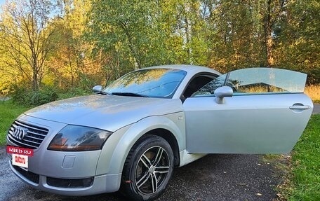 Audi TT, 2002 год, 900 000 рублей, 4 фотография