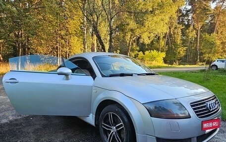 Audi TT, 2002 год, 900 000 рублей, 5 фотография