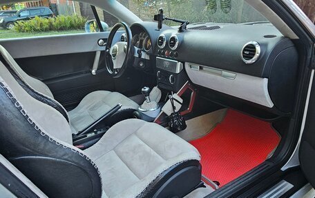 Audi TT, 2002 год, 900 000 рублей, 29 фотография