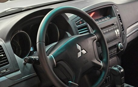 Mitsubishi Pajero IV, 2010 год, 1 750 000 рублей, 12 фотография