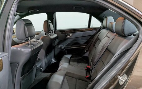 Mercedes-Benz E-Класс, 2015 год, 2 710 000 рублей, 3 фотография